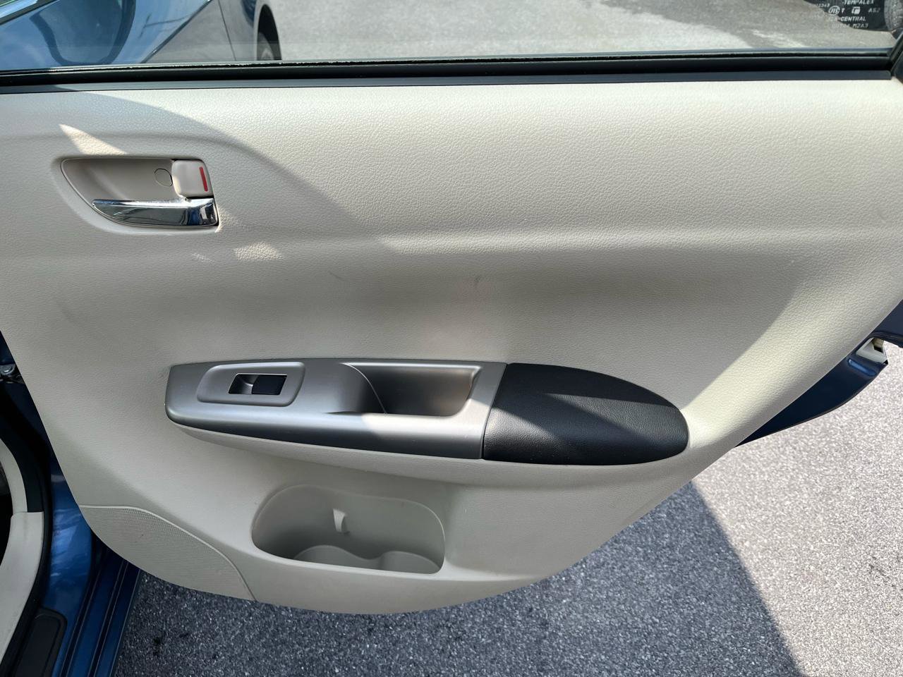Used 2010 Subaru Impreza 2.5i Premium image 18