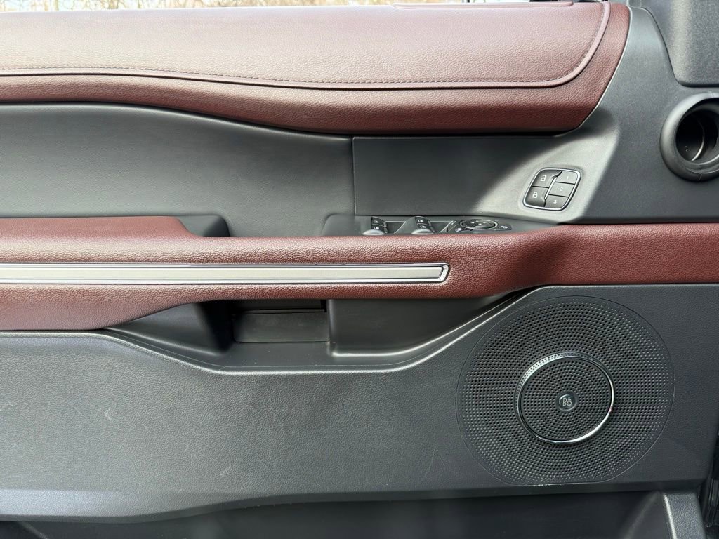 Used 2024 Ford Expedition Max Limited image 26