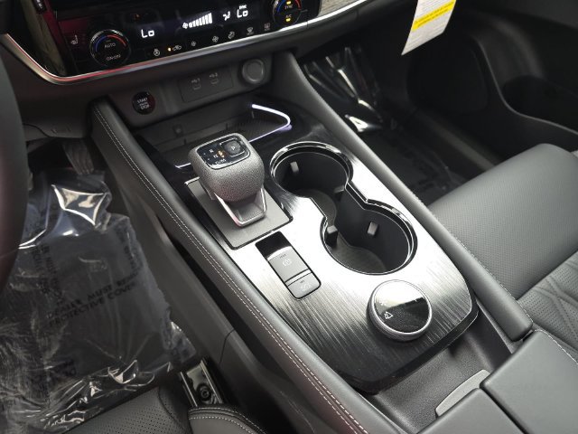 New 2026 Nissan Rogue Platinum AWD/4WD image 26