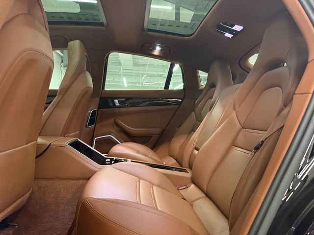 Certified 2023 Porsche Panamera 4S AWD/4WD image 28