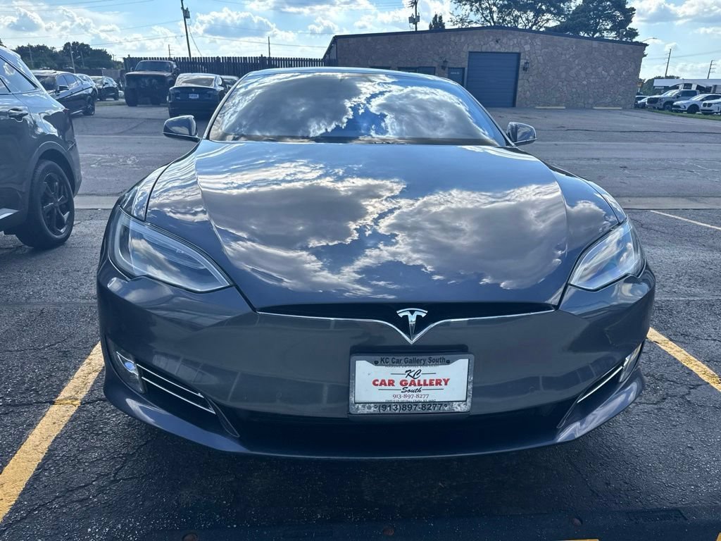 Used 2019 Tesla Model S Performance AWD/4WD image 2
