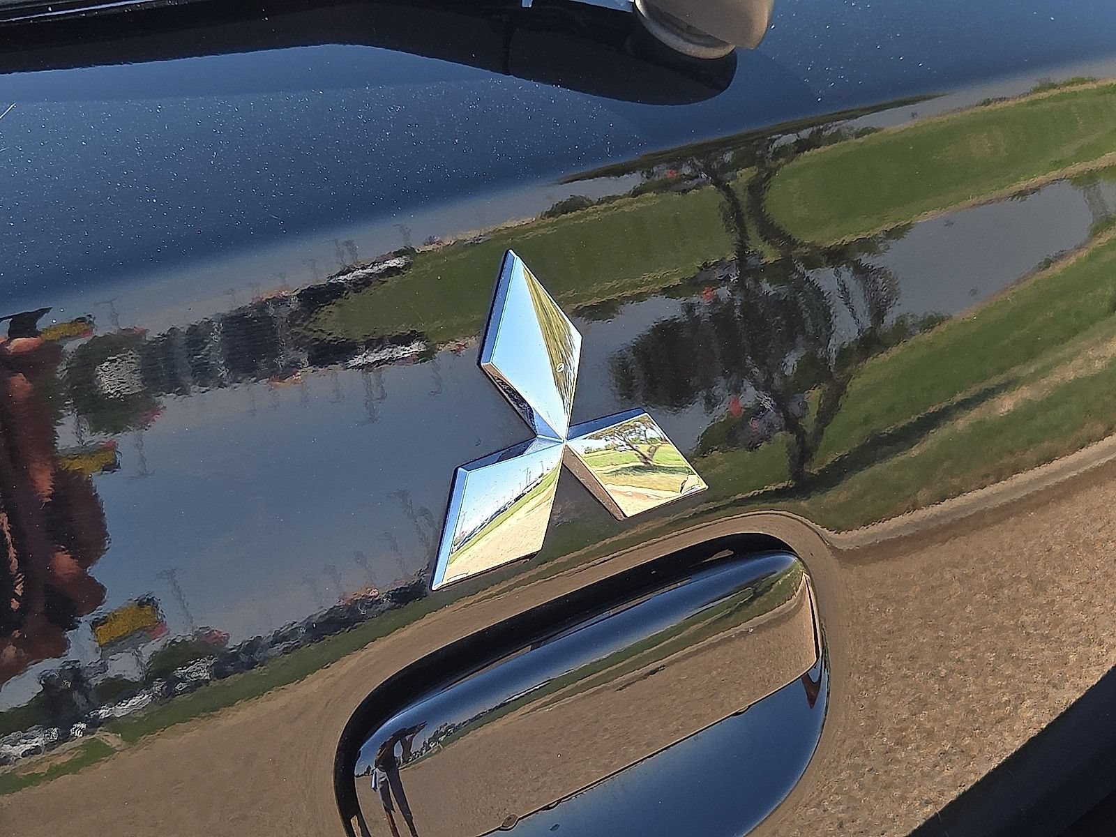 Used 2024 Mitsubishi Mirage ES FWD image 13