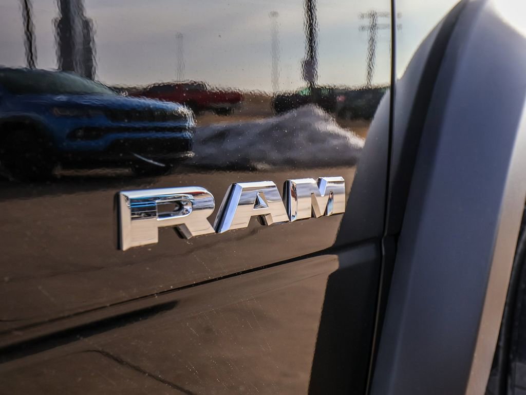 New 2026 RAM 5500 4x4 Crew Cab image 11