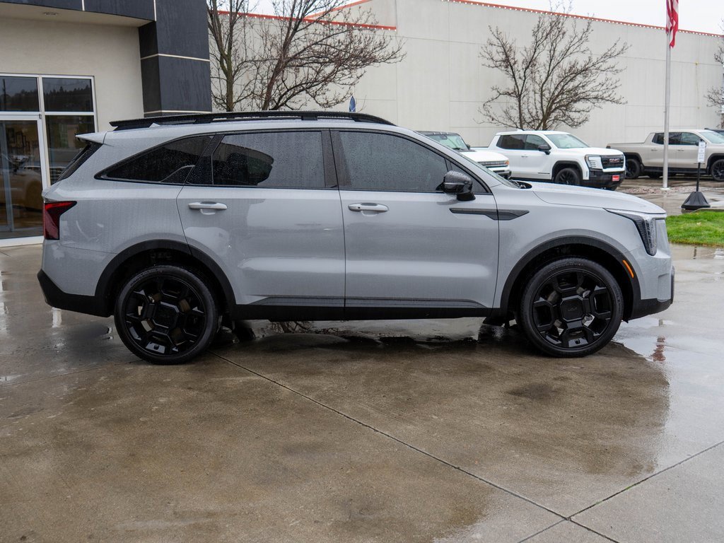 Certified 2025 Kia Sorento X-Line EX image 8