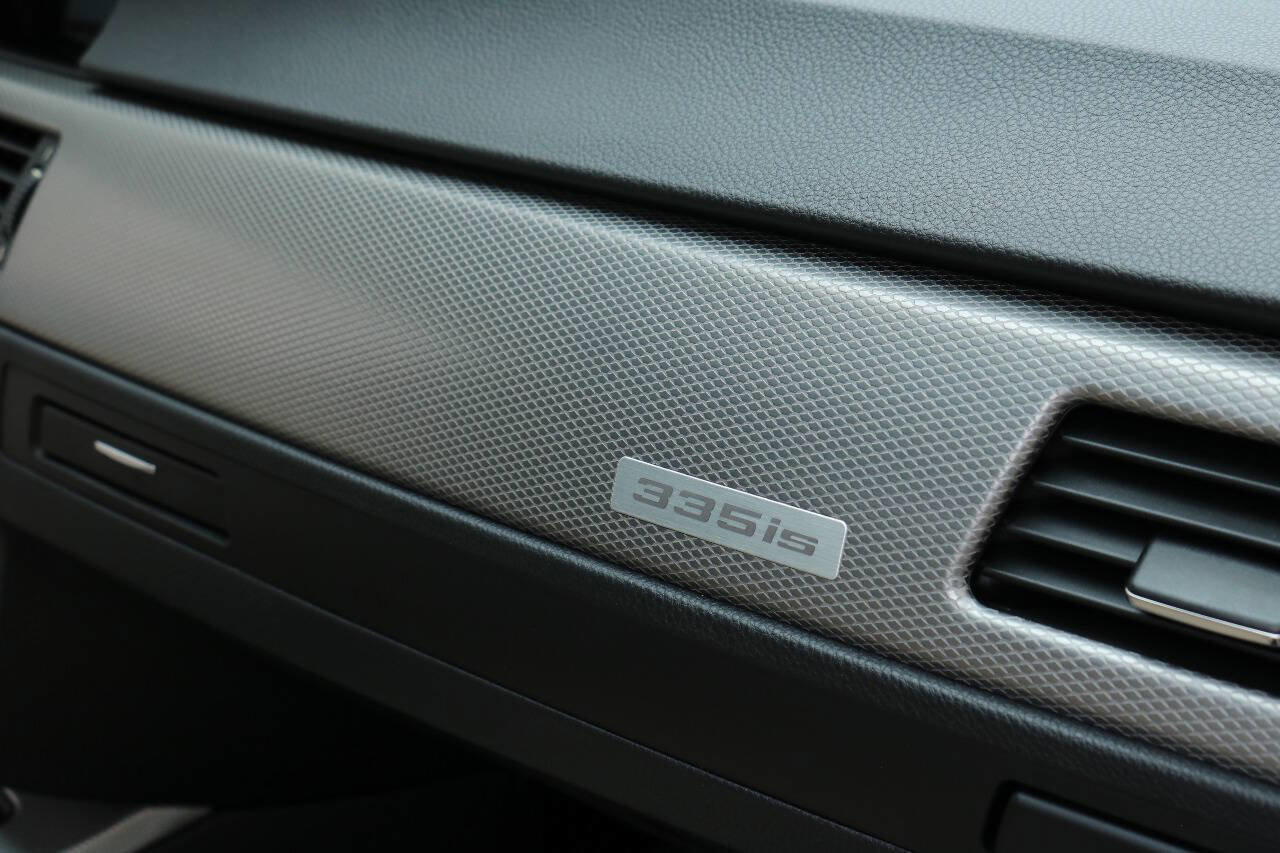 Used 2011 BMW 335is 335is 2dr Coupe image 25