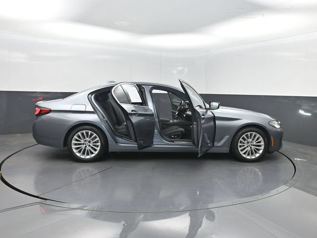 Used 2021 BMW 530i xDrive w/ Premium Package AWD/4WD image 38