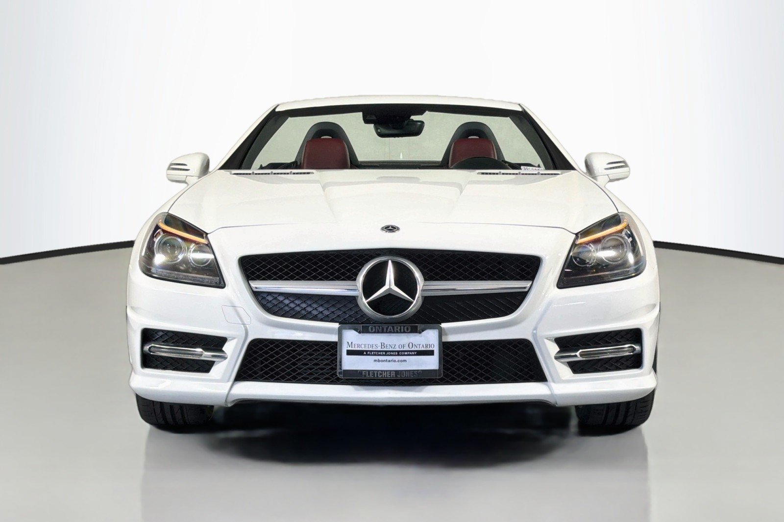 Used 2015 Mercedes-Benz SLK 250 image 4