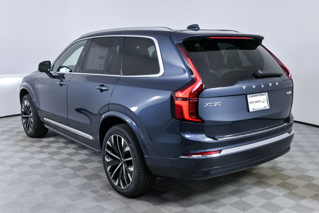 New 2026 Volvo XC90 T8 Ultra w/ Protection Package Premier image 3