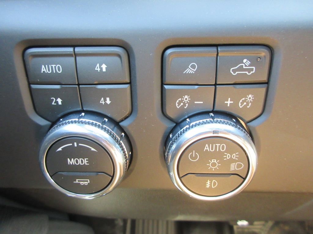 New 2026 GMC Sierra 1500 AT4X image 18