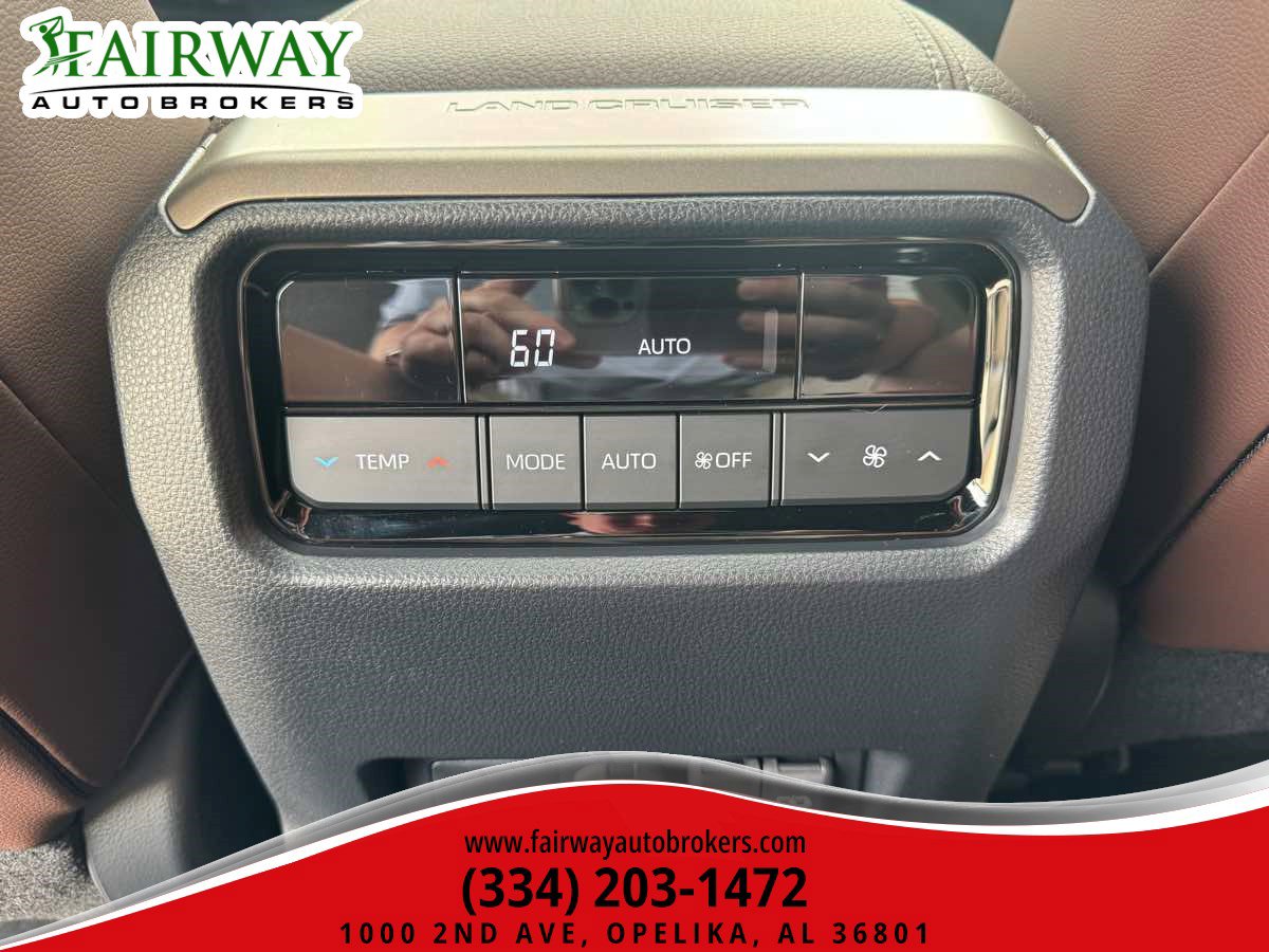Used 2026 Toyota Land Cruiser w/ Premium Package AWD/4WD image 27