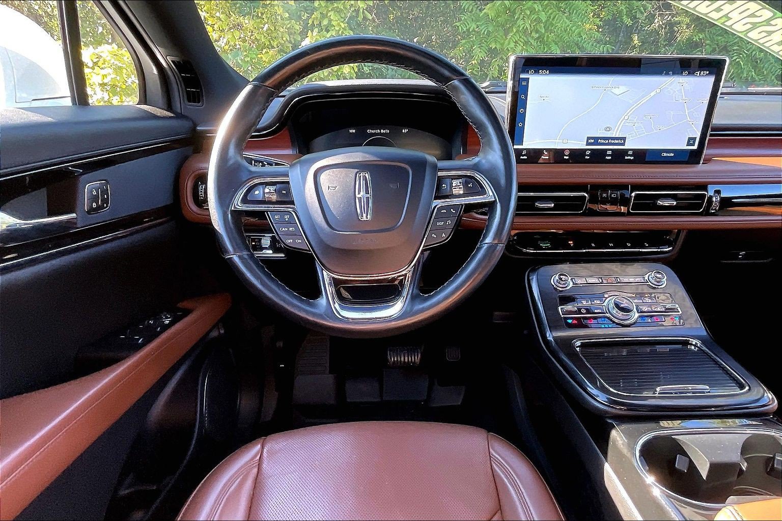 Used 2022 Lincoln Nautilus Reserve AWD/4WD image 5