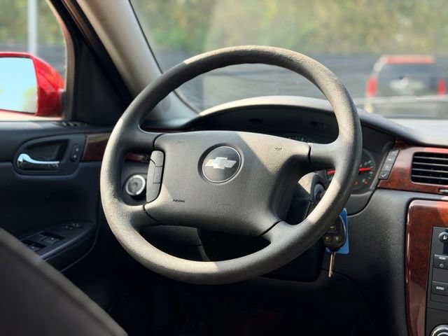 Used 2010 Chevrolet Impala LS FWD image 15