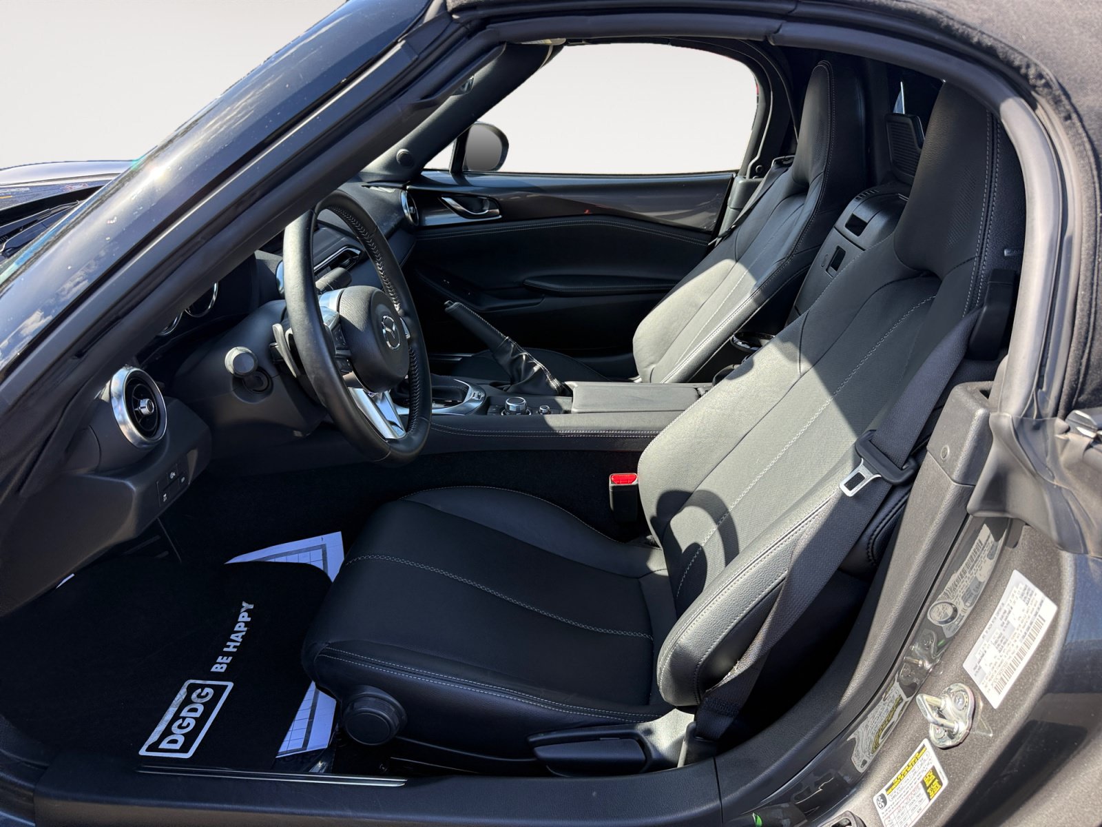 Used 2024 MAZDA MX-5 Miata Grand Touring RWD image 10