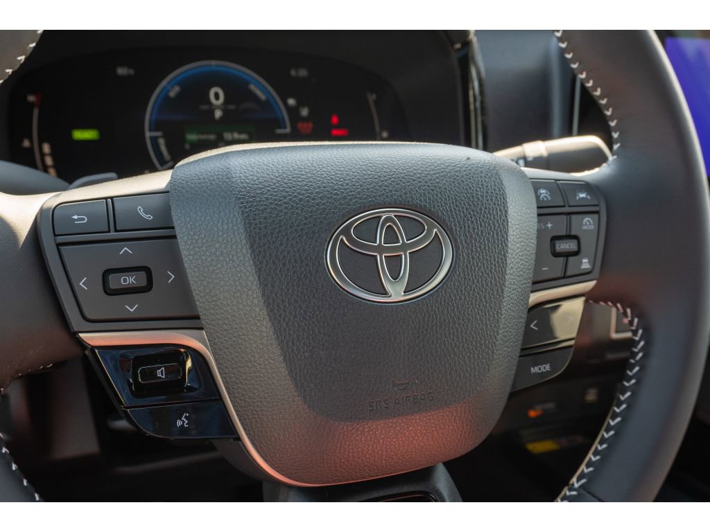 New 2026 Toyota Camry SE image 29