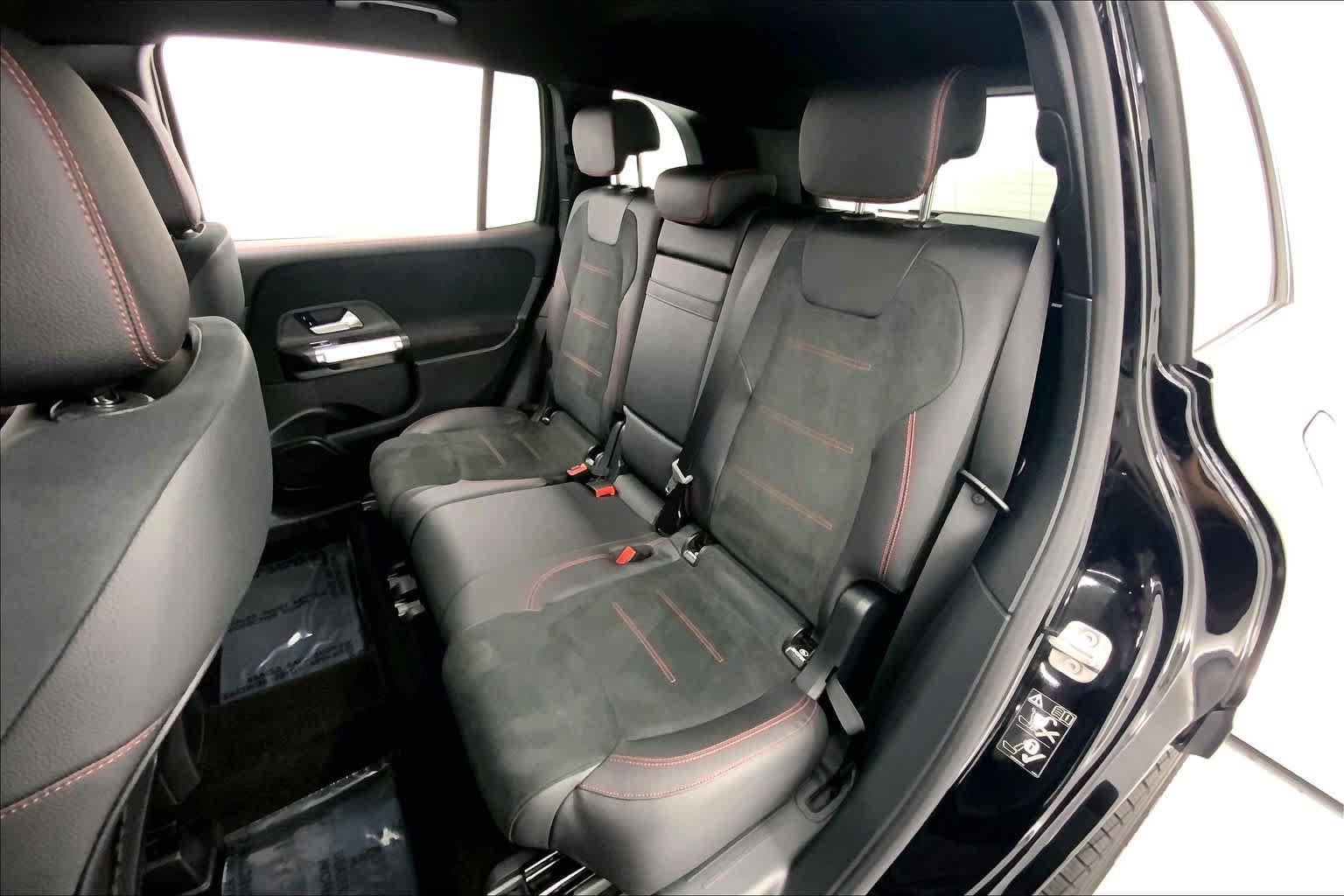 Certified 2023 Mercedes-Benz GLB 250 image 17