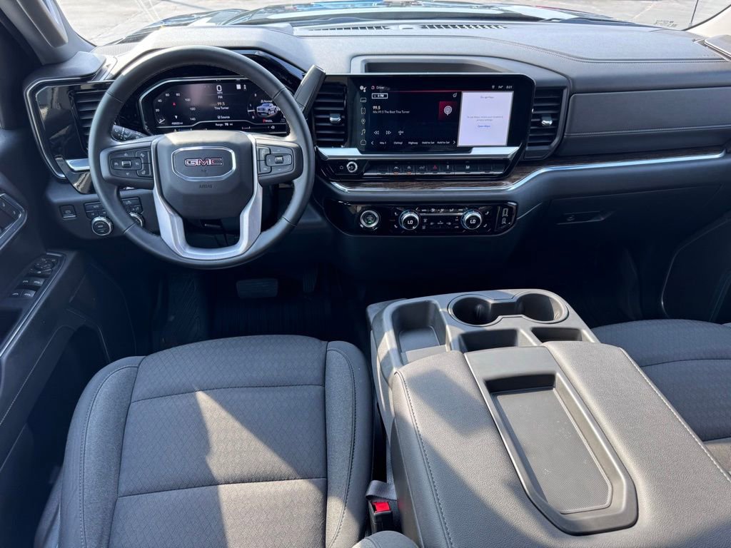 Used 2023 GMC Sierra 1500 Elevation w/ LPO, Elevation Black Package image 5