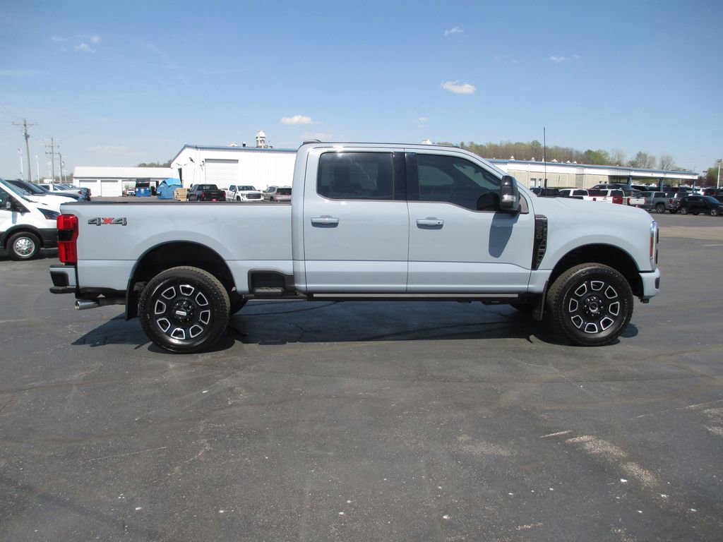 Used 2026 Ford F250 Platinum AWD/4WD image 4