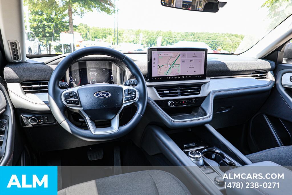 Used 2025 Ford Explorer Active image 24