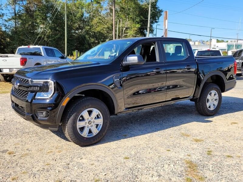 New 2025 Ford Ranger XL image 3