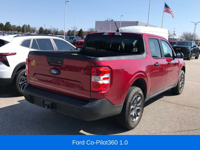 Used 2025 Ford Maverick XLT image 2