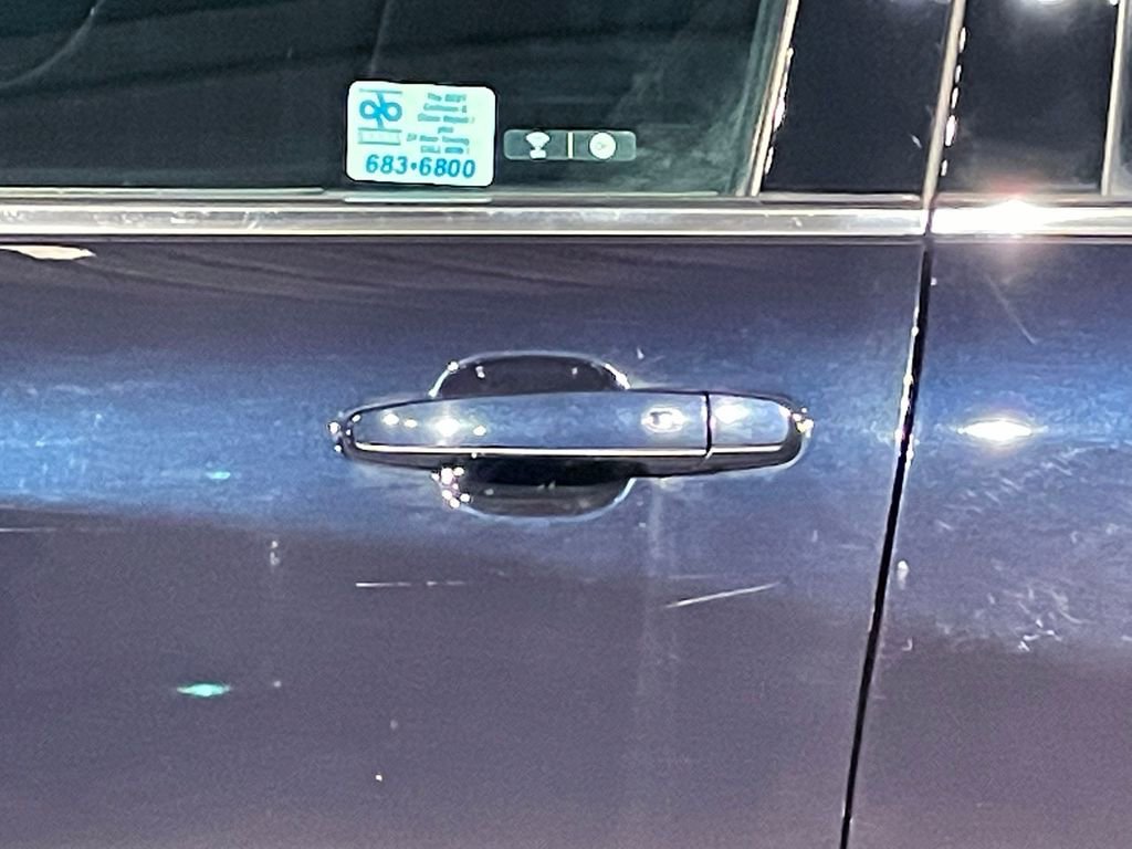 Used 2020 Chevrolet Equinox LT image 17