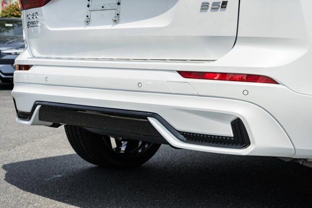 Used 2026 Volvo XC60 B5 Ultra w/ Protection Package Premier image 8