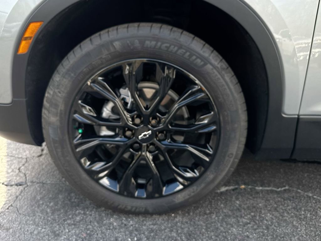 New 2026 Chevrolet Blazer LT FWD image 12