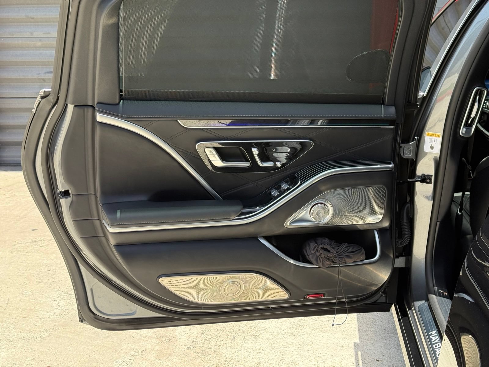 Used 2024 Mercedes-Benz Maybach S 580 4MATIC image 28