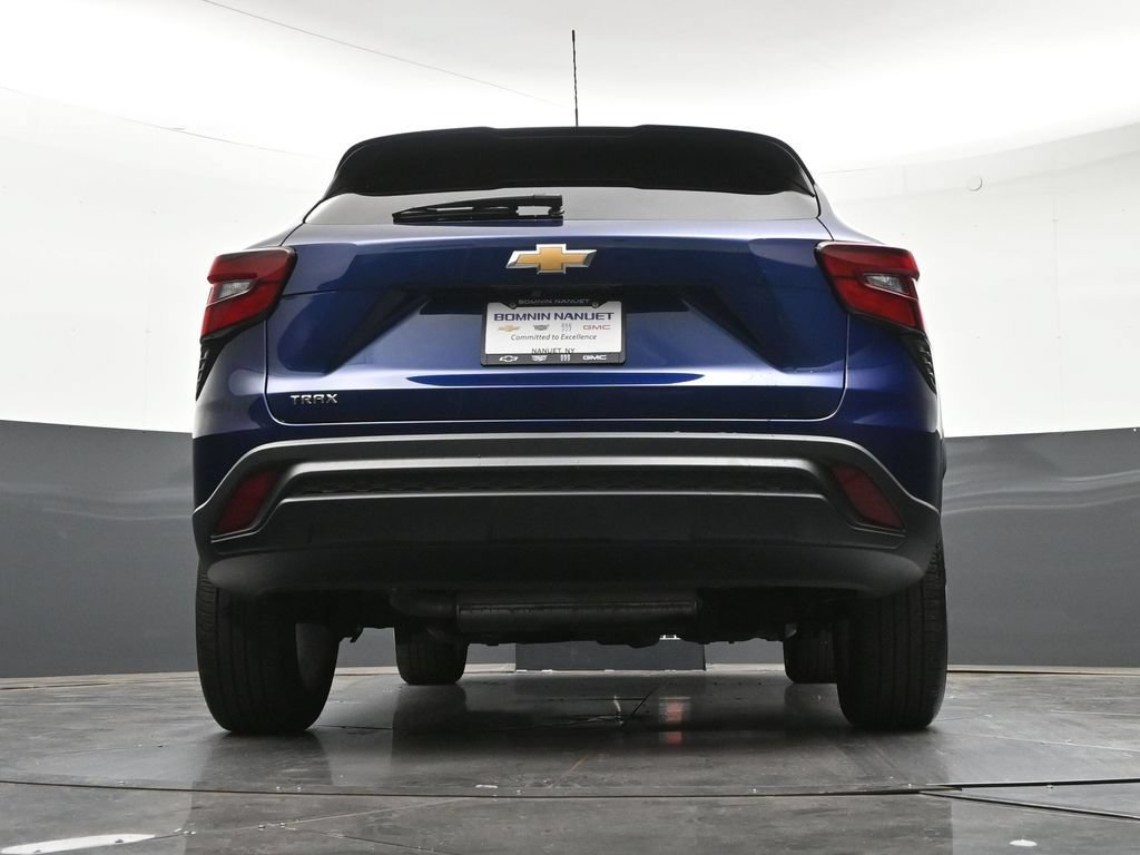 Certified 2024 Chevrolet Trax LS w/ LS Convenience Package FWD image 27