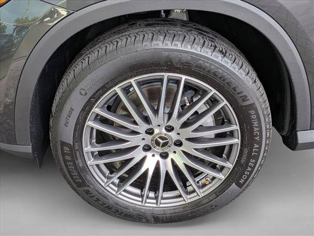 Used 2025 Mercedes-Benz GLC 300 image 24