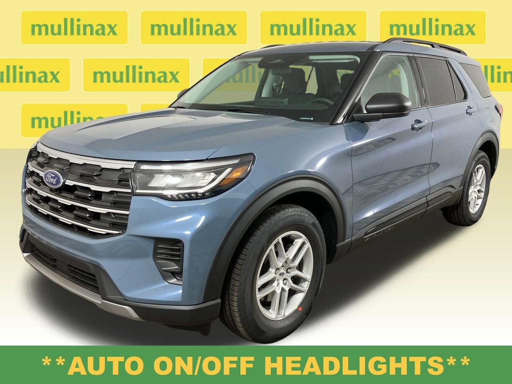 New 2026 Ford Explorer Active RWD image 14
