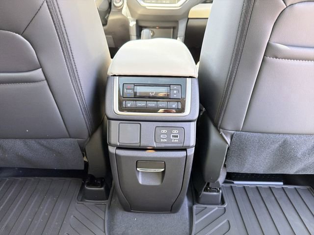 New 2026 Subaru Ascent Limited AWD/4WD image 25
