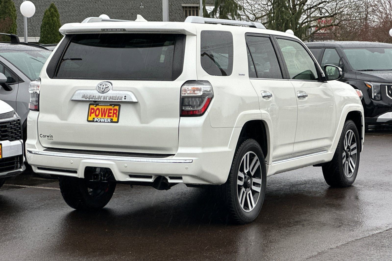Used 2023 Toyota 4Runner Limited image 4