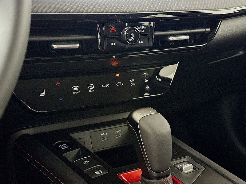 New 2026 Nissan Kicks SR w/ Cold Weather Package image 16