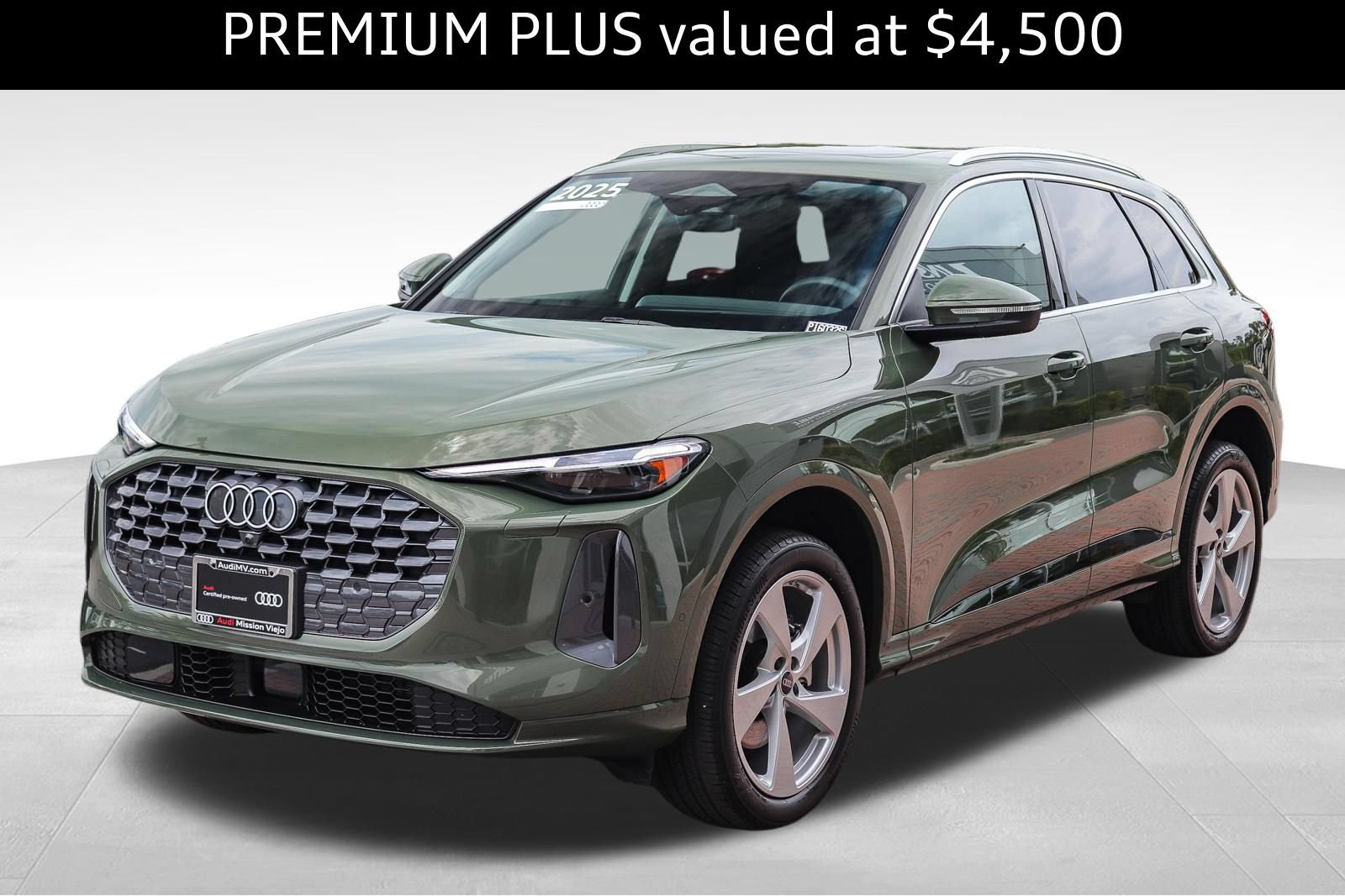 Certified 2025 Audi Q5 Premium w/ Premium Plus AWD/4WD image 3