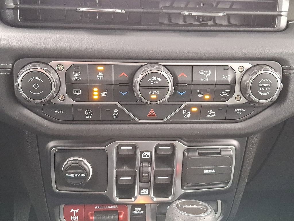 New 2026 Jeep Gladiator Mojave AWD/4WD image 8