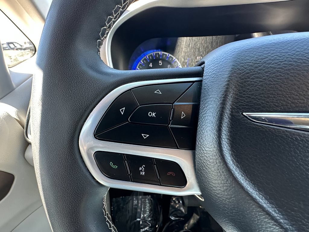 Certified 2024 Chrysler Voyager LX FWD image 27