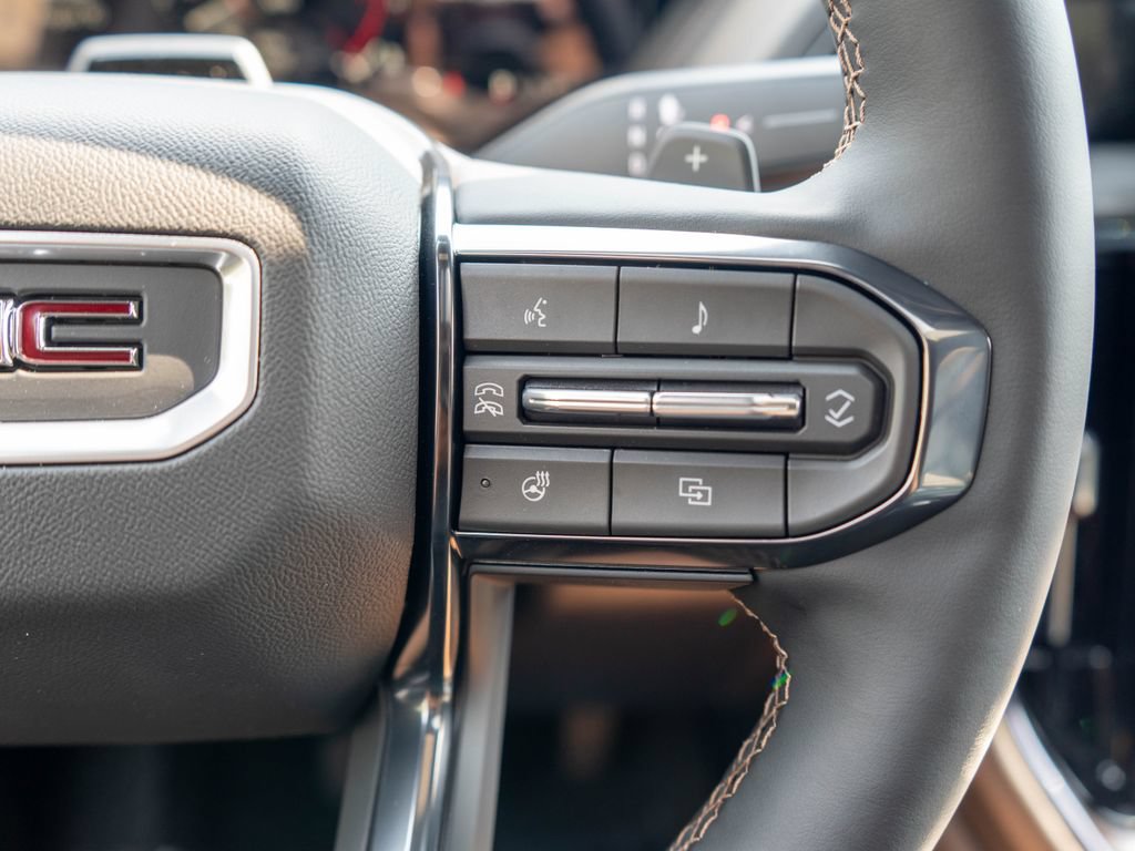 New 2026 GMC Yukon AT4 w/ AT4 Premium Plus Package AWD/4WD image 23