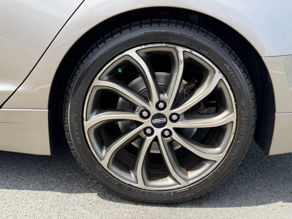 Used 2019 Lincoln MKZ Reserve w/ Reserve Plus Package AWD/4WD image 11