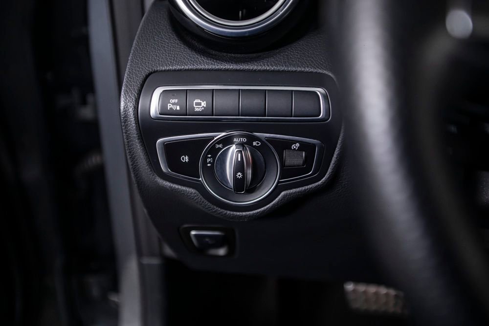 Used 2019 Mercedes-Benz GLC 300 GLC 300 Coupe image 37