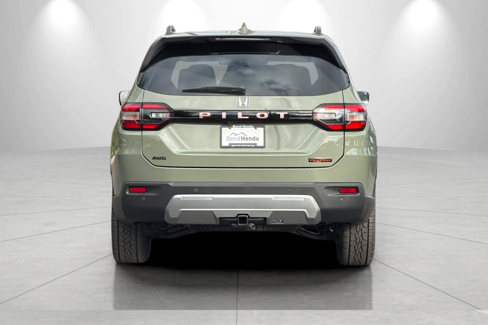 New 2026 Honda Pilot TrailSport image 7