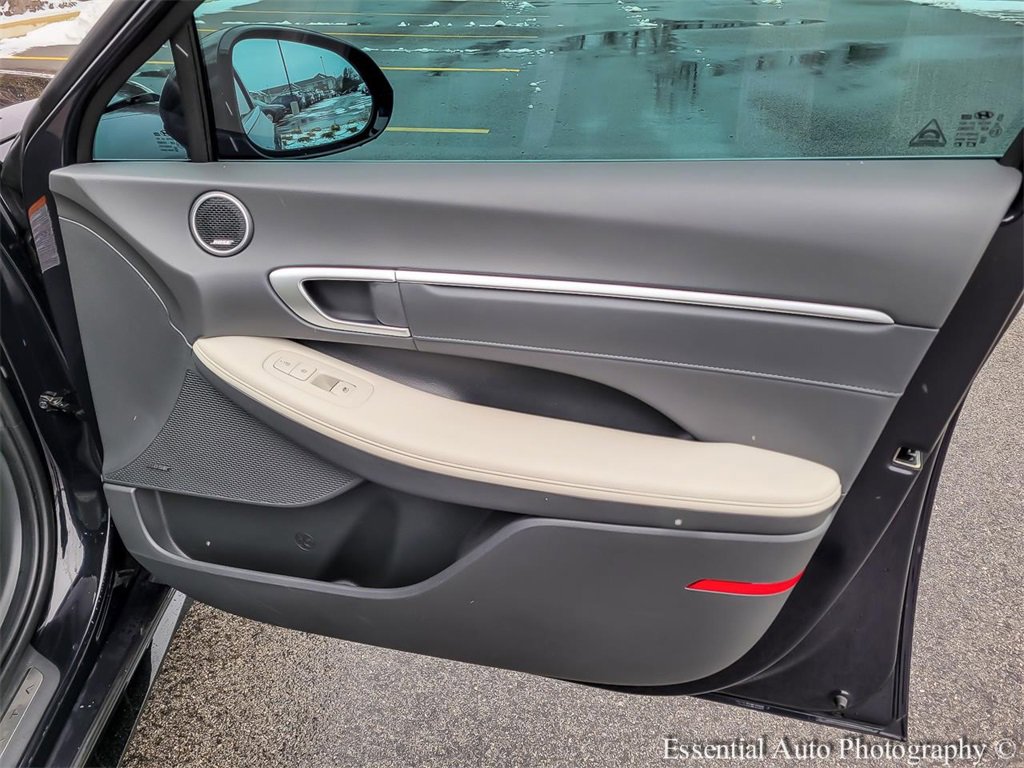 Used 2024 Hyundai Sonata Limited image 35