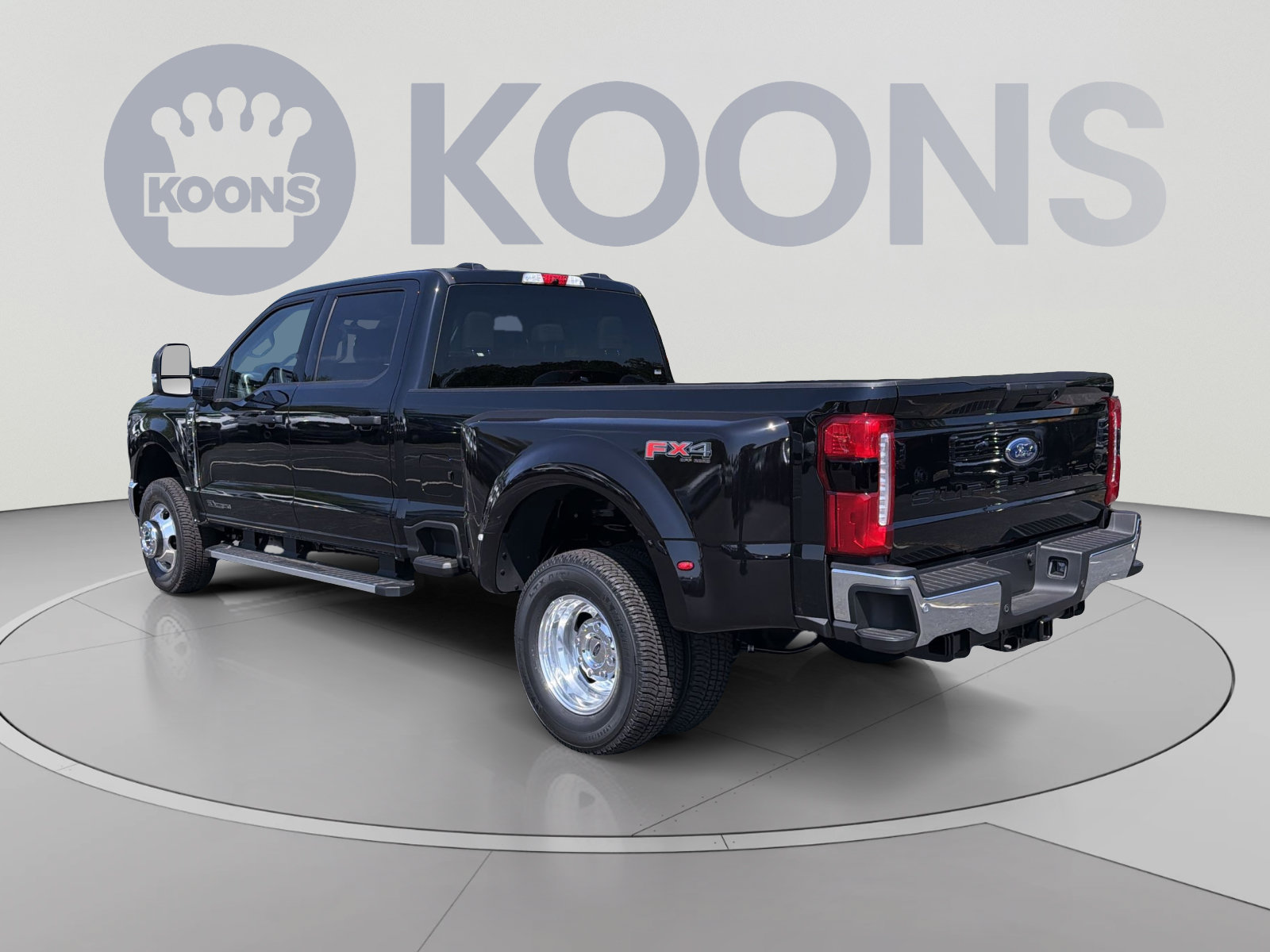 New 2026 Ford F350 XLT w/ 360-Degree Camera Package AWD/4WD image 4