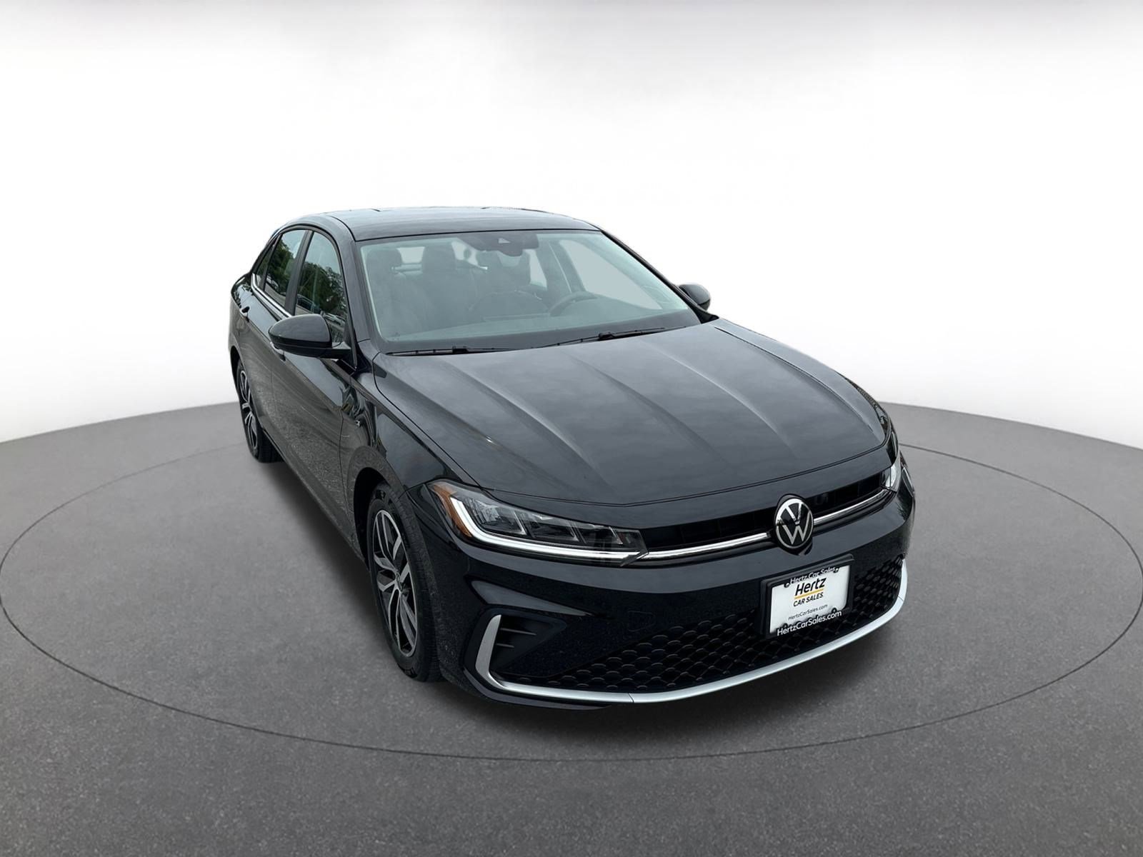 Used 2025 Volkswagen Jetta SE
