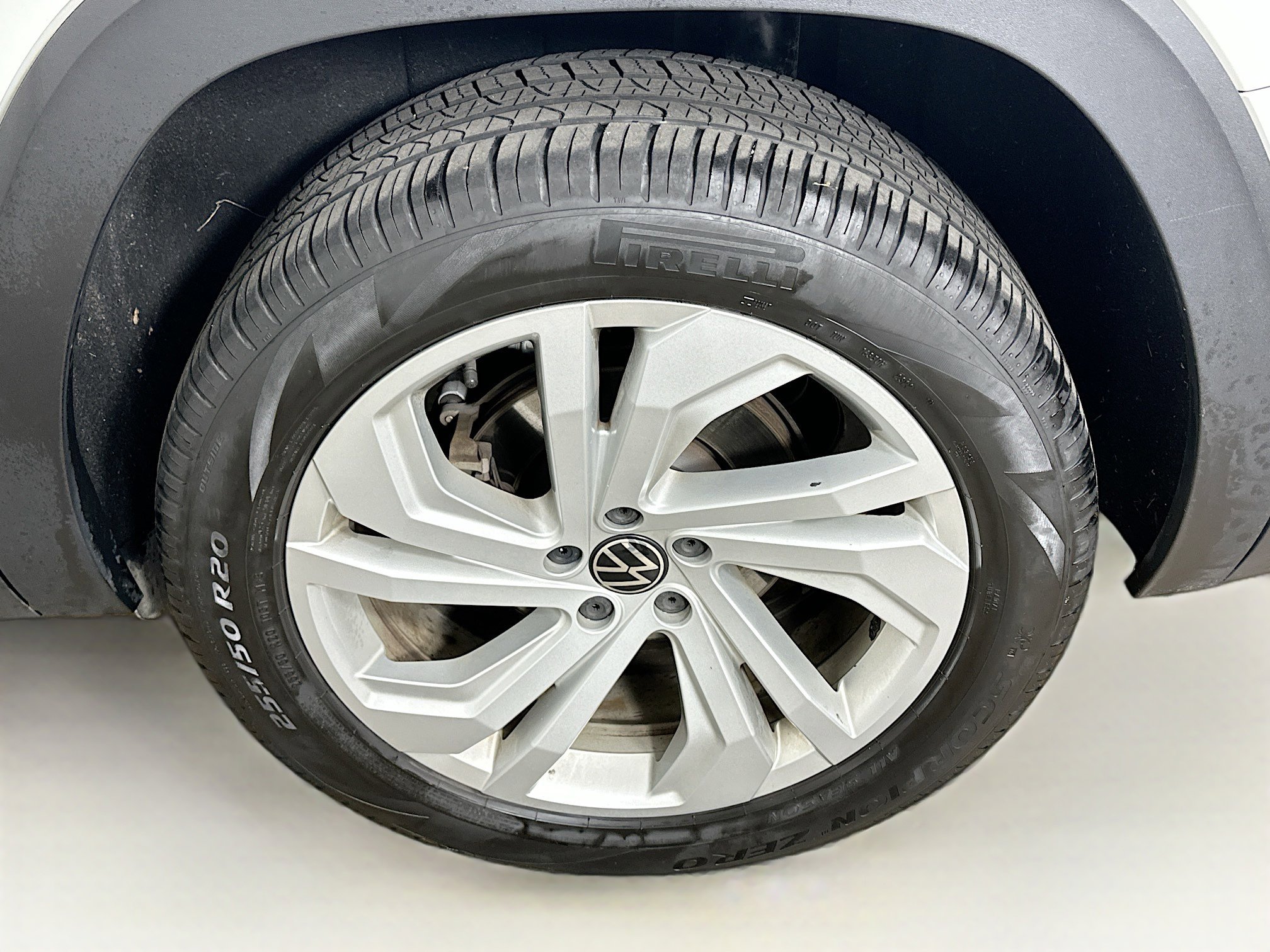 Used 2023 Volkswagen Atlas SE image 11