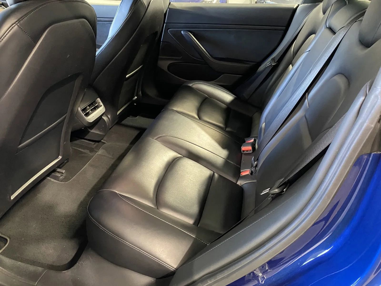Used 2021 Tesla Model 3 Standard Range Plus RWD image 9