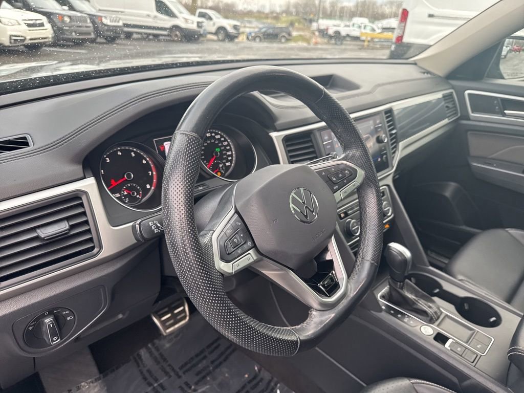 Used 2021 Volkswagen Atlas SE image 11