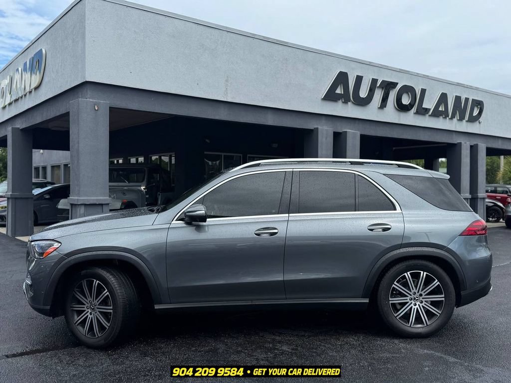 Used 2024 Mercedes-Benz GLE 350 4MATIC image 4