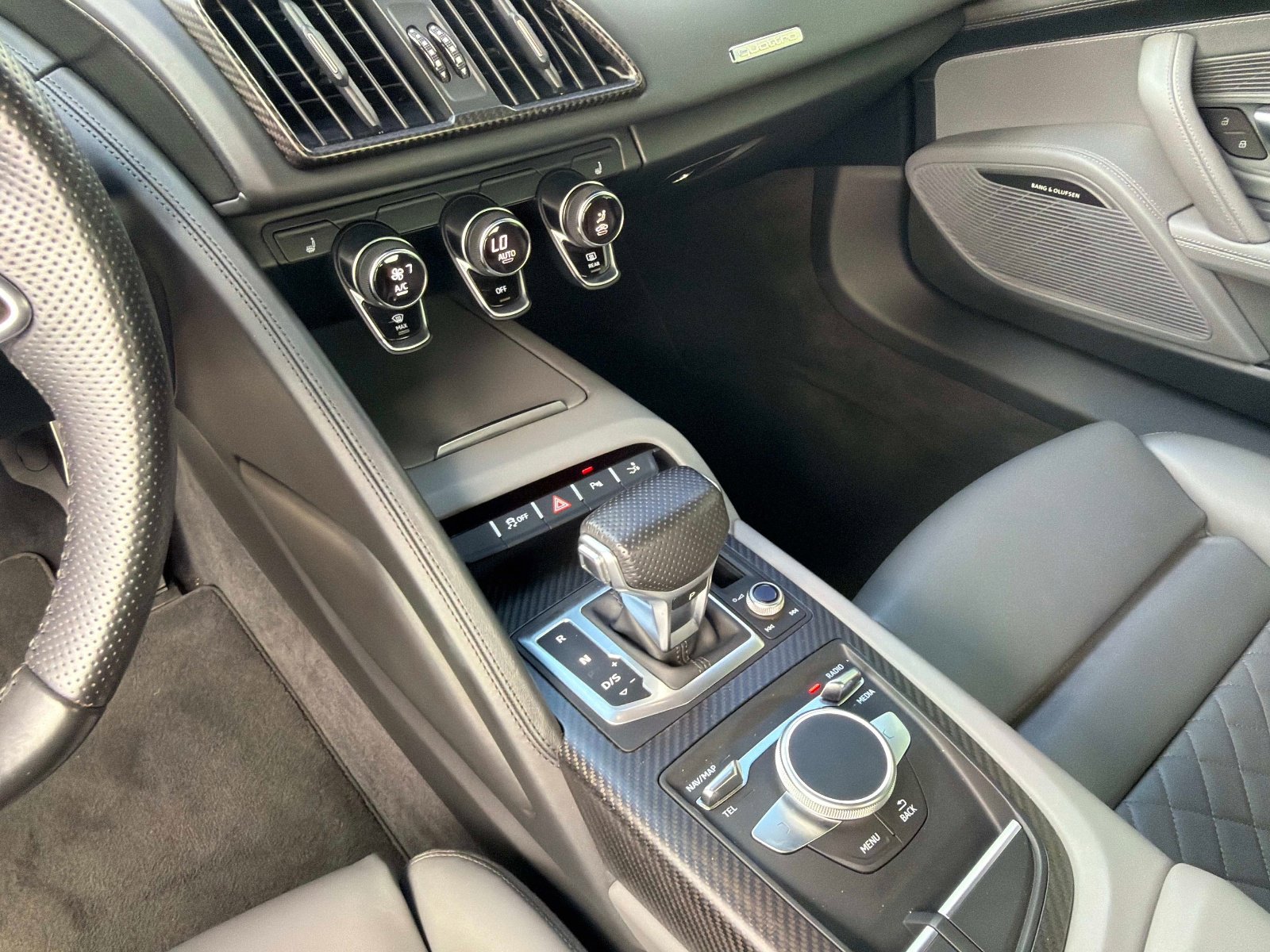 Used 2017 Audi R8 V10 image 33