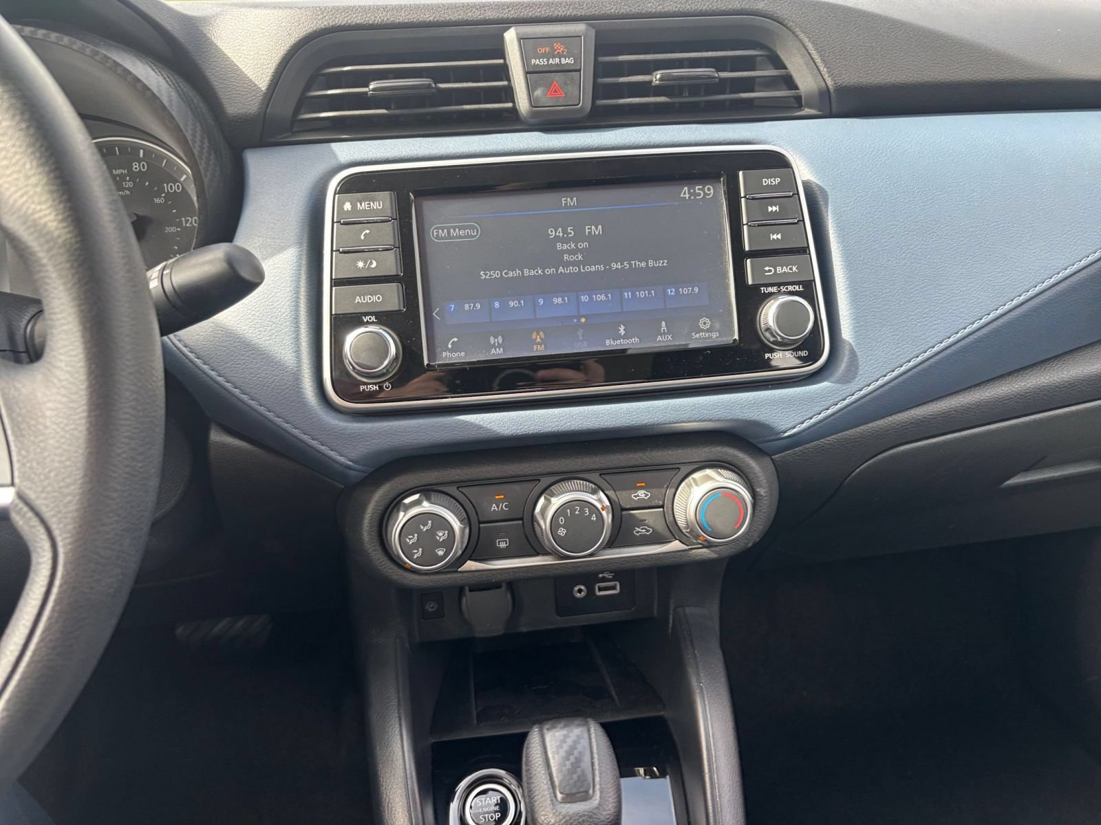 Used 2025 Nissan Versa SV FWD image 17